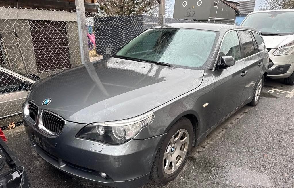 BMW Automobili: BMW 523I – Difettoso da Gals venduto da aya_p7pd 1