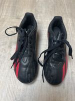 Kinder Football shoes 32.