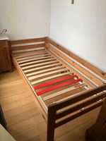 Bett mit erhöhtem Rand 90x200 cm