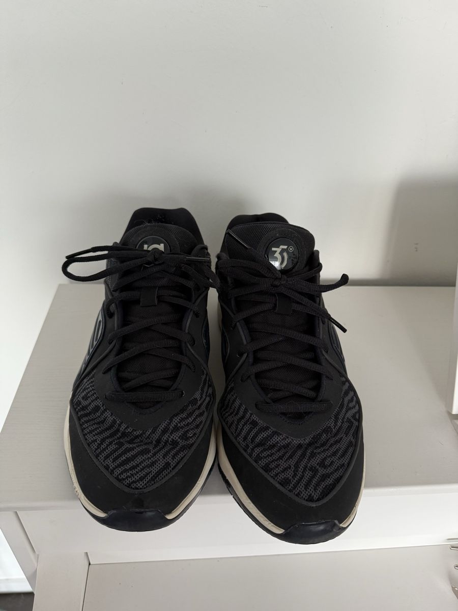 Nike Scarpe da uomo: Nike Performance KD16 – Usato da Urdorf venduto da liska55