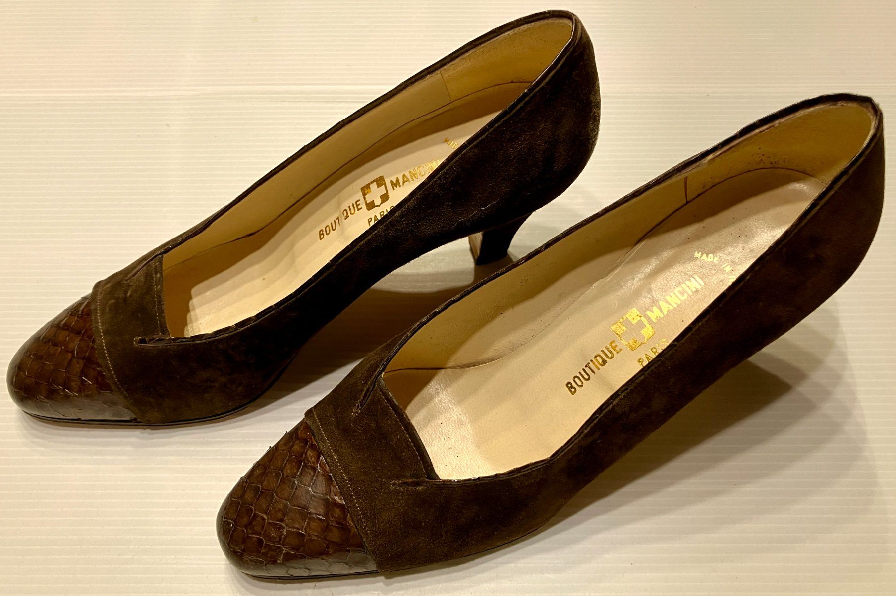 Scarpe da donna: Escarpins cuir René Mancini Paris. Taille 38 – Usato da Chêne-Bougeries venduto da Vintage-Era