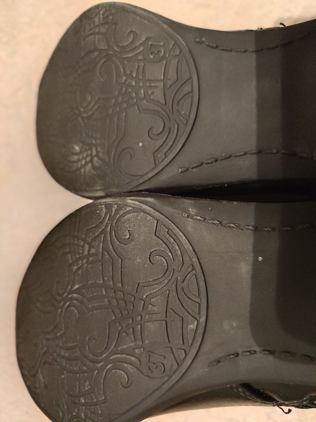 Damenschuhe: Damen Stiefeletten Gr.37 Leder schwarz – Gebraucht aus Biel/Bienne von ruggi03 7