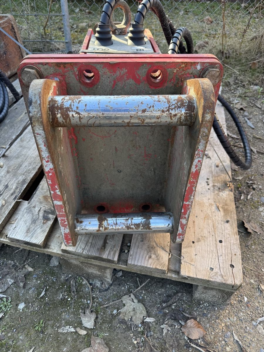 Tutti gli attrezzi: Hydraulikhammer JAB JB20 – Usato da Koppigen venduto da JakupiFahrzeughandel 1