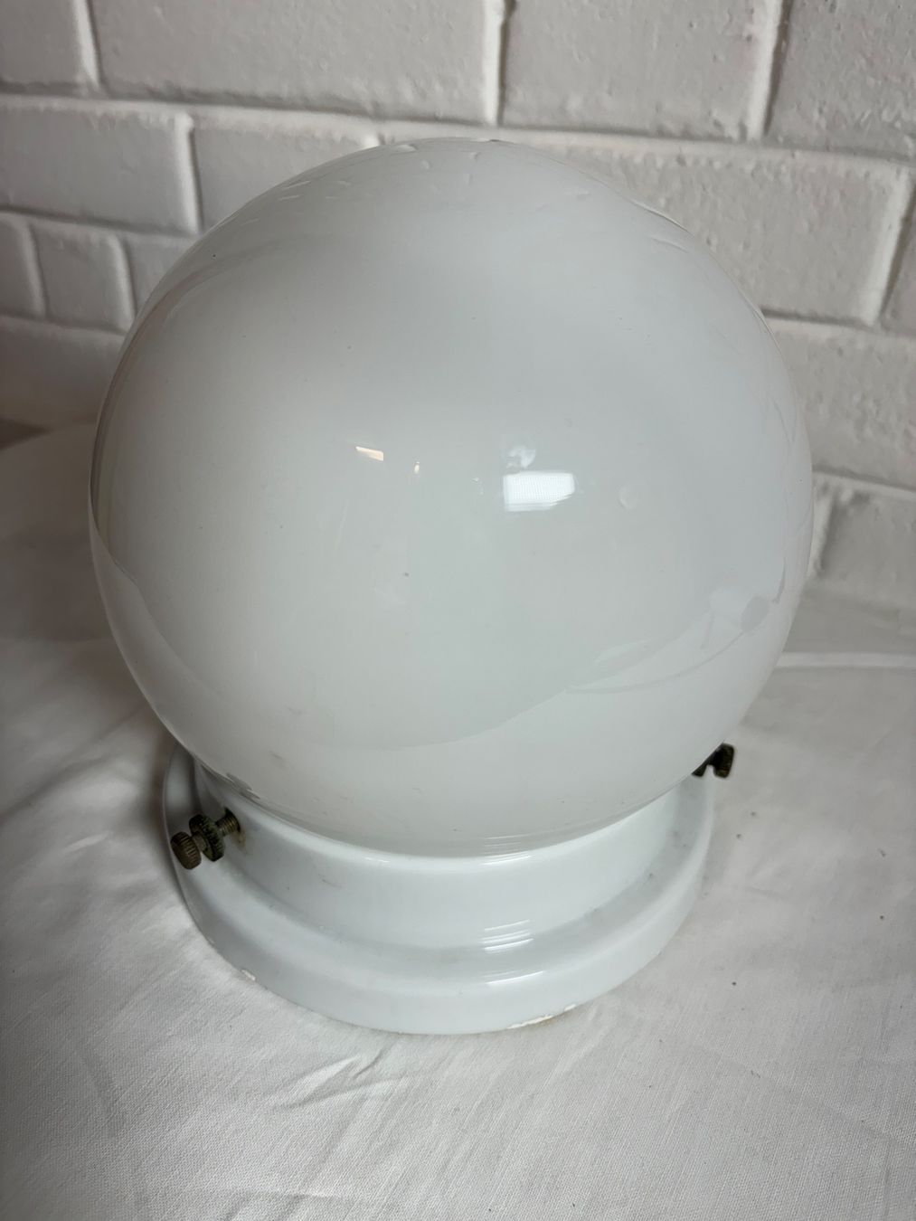 Kronleuchter & Deckenlampen: Deckenleuchte Wandleuchte Bauhaus Glas Designlampe – Gebraucht aus Hinwil von DaniBachman