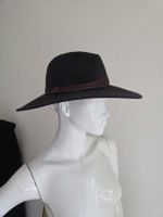 Cappello Zara in lana grigio scuro, taglia M, 