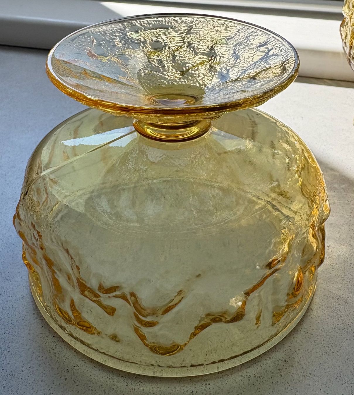 Gläser: 6 Dessertkelche Glas bernsteinfarben strukturierte Oberfl... – Gebraucht aus Regensdorf von Nessi1974 5