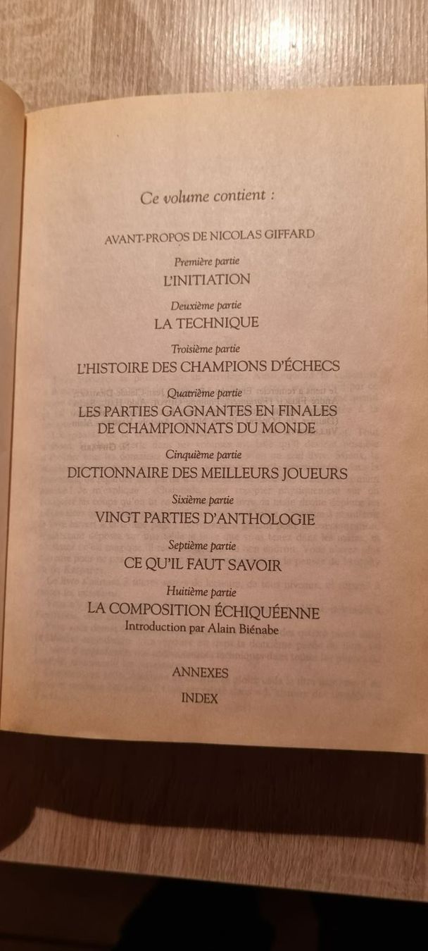 Libri: Schachbuch Le guide des Echecs – Usato da Muttenz venduto da Langerochade 1