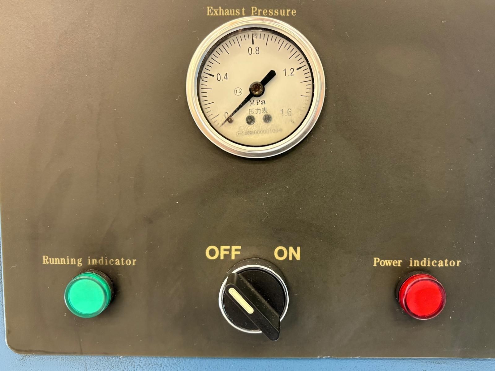 Compressori: Schallisolierter Luftdruckkompresor – Usato da Greifensee venduto da sonnenblume1981 6