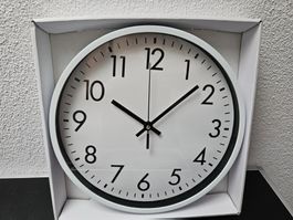 Neu - Wanduhr weiss ca. 30cm