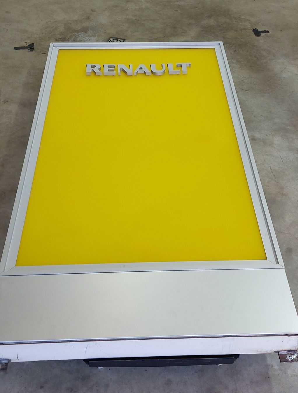 Ecriteaux: Renault Leuchtreklame – D'occasion à Zunzgen par PSrace