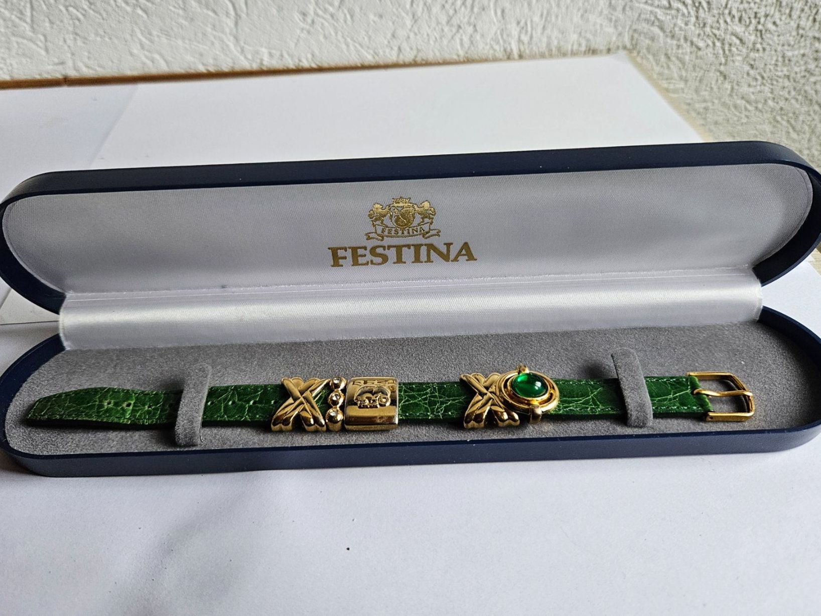 Festina Bracciali & Braccialetti: Bracelet Festina vert croco, – Usato da St-Barthélemy VD venduto da meal83