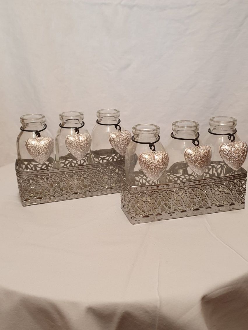 Toutes les décorations: 2 x Deko Körbchen mit 3 Gläsern – D'occasion à Läufelfingen par jac_vp95 2