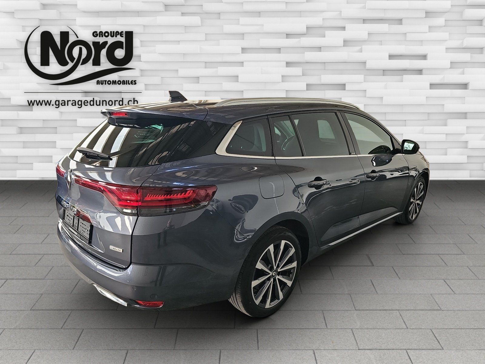 Renault Automobili: RENAULT Mégane Grandtour E-Tech Plug-in 160 R.S. Line – Usato da Conthey venduto da garagedunord 1