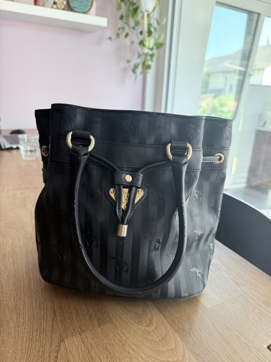 Maison Mollerus Sacs femmes: Maison Mollerus Tasche – D'occasion à Beromünster par SteKras
