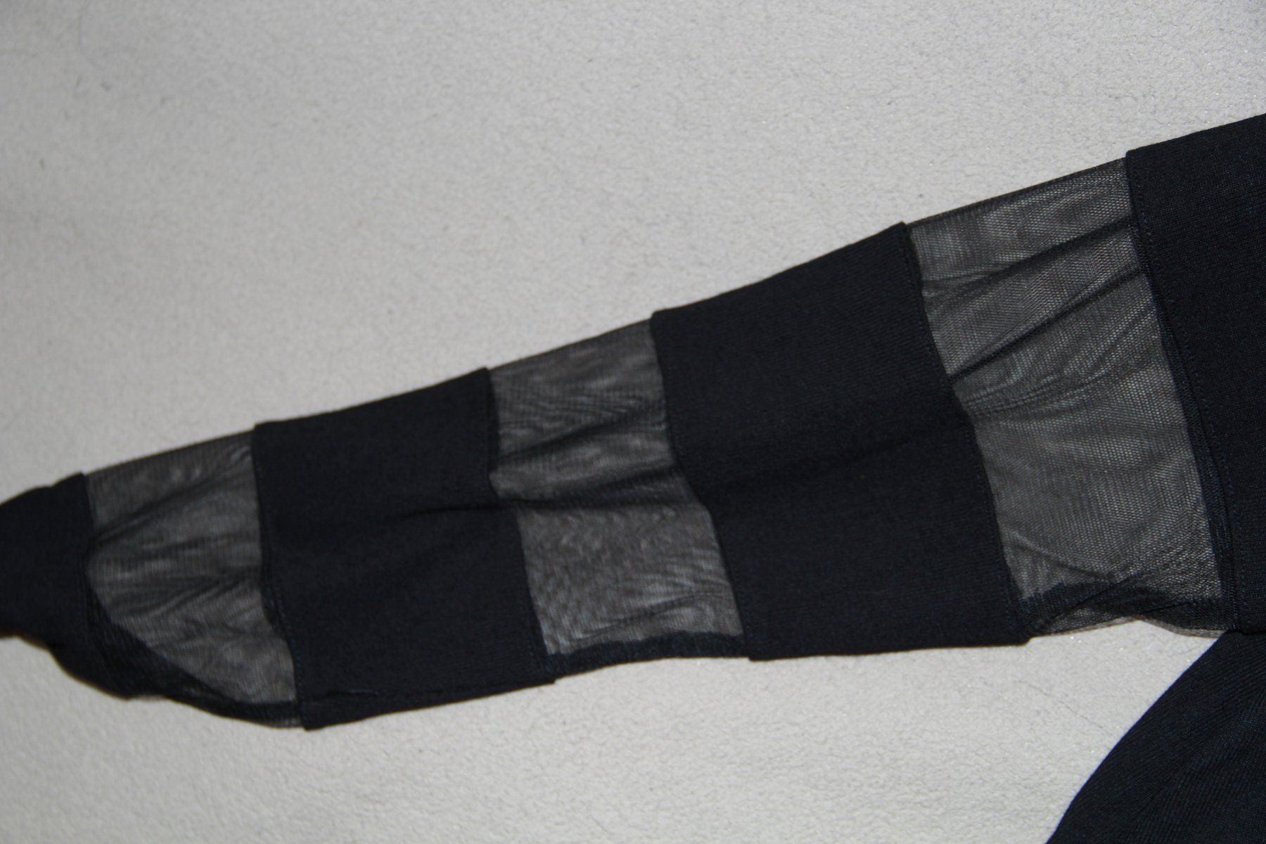 Tops: Haut Noir élégant – D'occasion à satigny par cara68 1