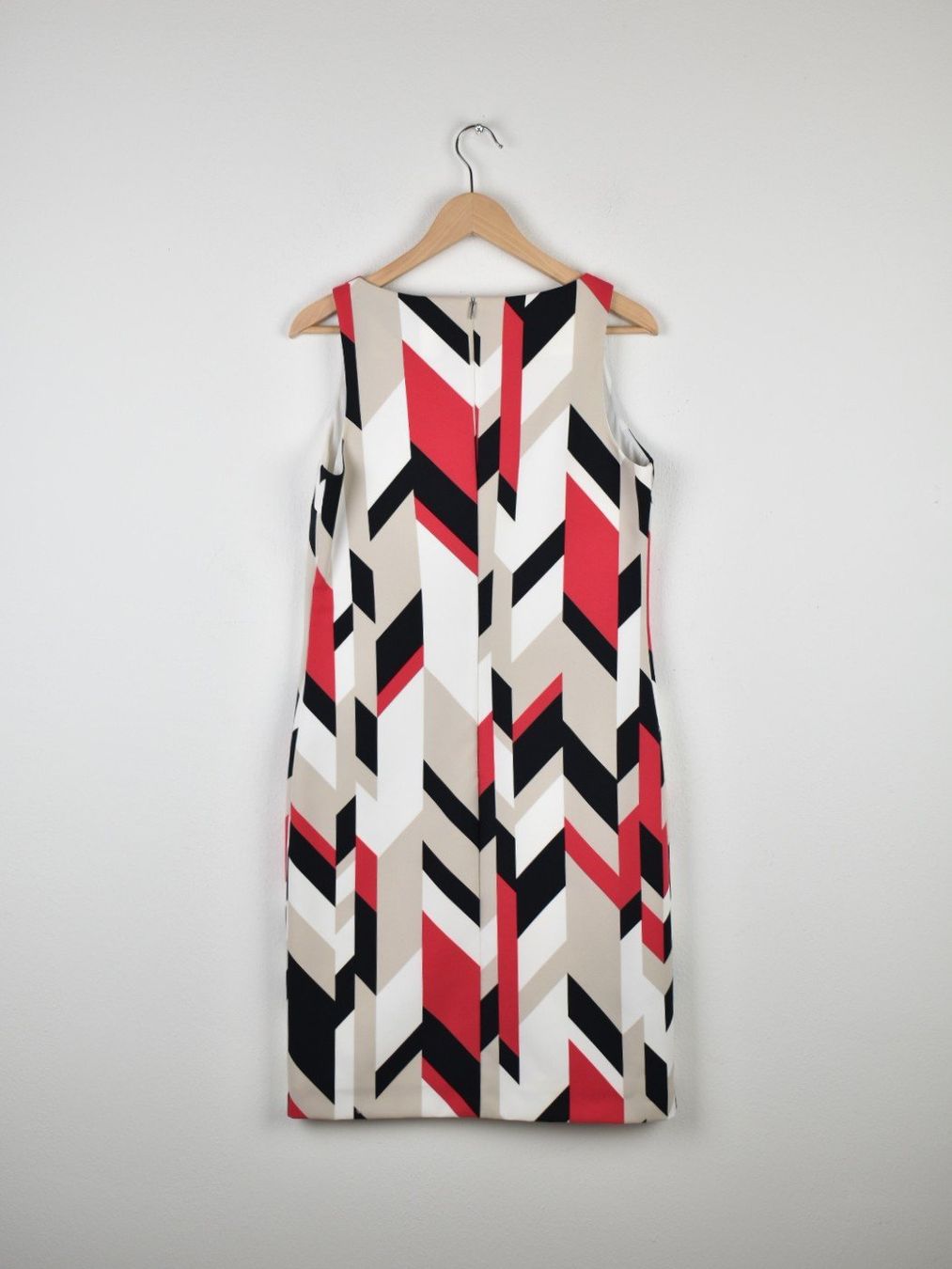 Hugo Boss Kleider: Boss Kleid Gr.38, neuwertig – Neu (gemäss Beschreibung) aus Nürensdorf von 2ND_STORY 2