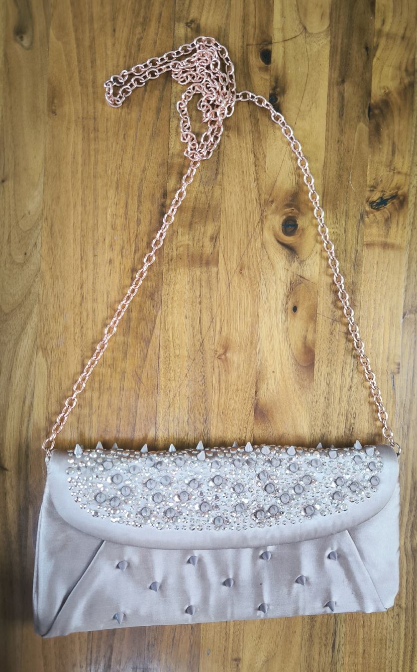 Borse da donna: Abentasche clutch mit Strass und Pyramidennieten – Usato da Biel/Bienne venduto da mar_vl8n