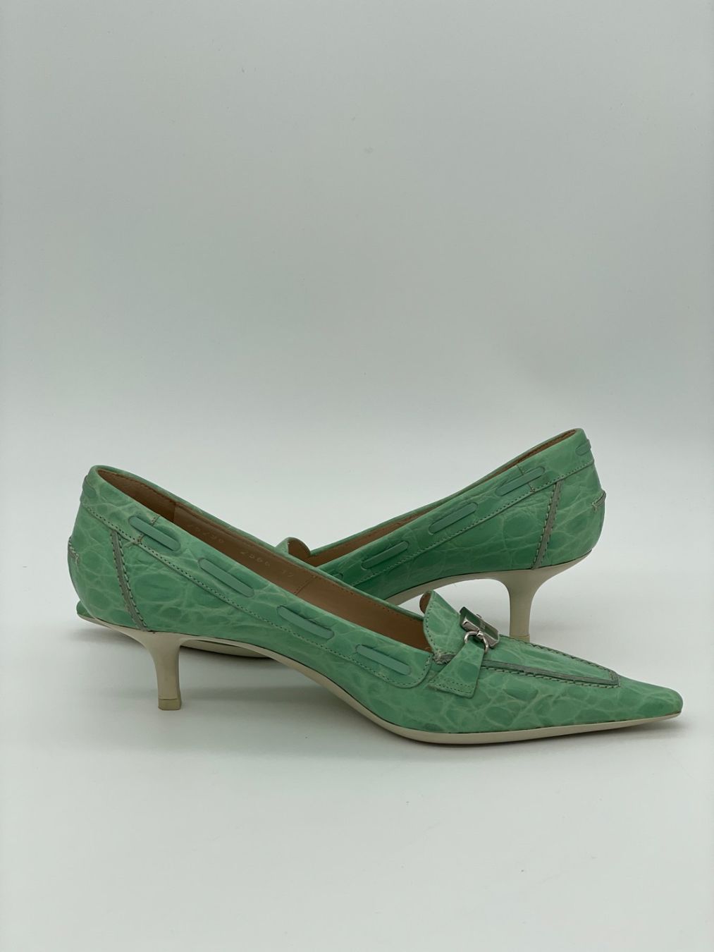 Sergio Rossi Scarpe da donna: Sergio Rossi Croc-Effect Kitten Heel EU 37 Grün – Usato da Zürich venduto da shoe_shop 4