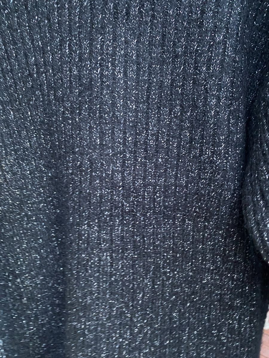 Weekday Pullover & Sweatshirts: Weekday Damen Pullover – Gebraucht aus Laupen BE von ole_l8gg 1