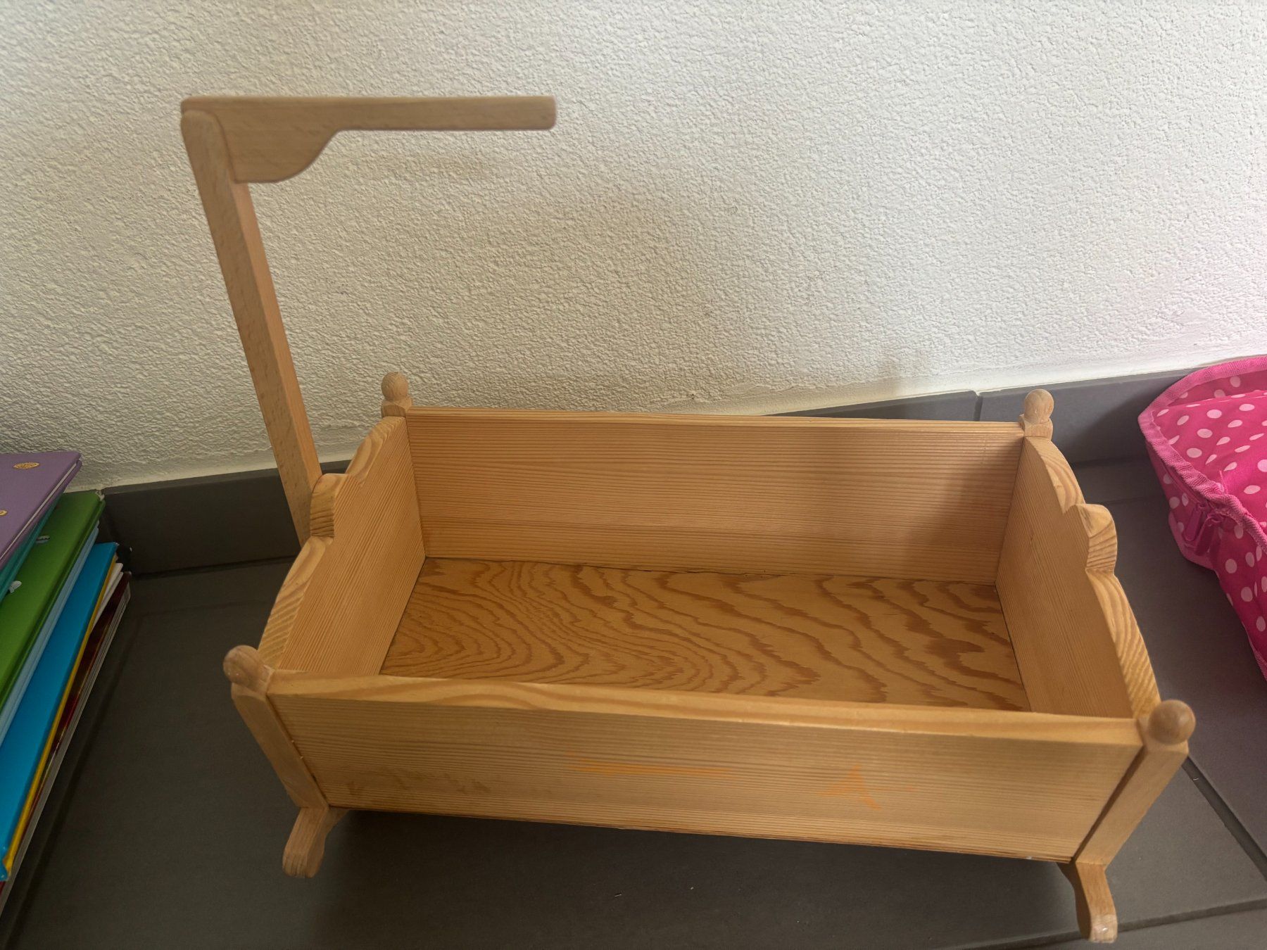 Giocattoli: Holz Puppen Wiege, Bett – Usato da Stüsslingen venduto da ascabatjo