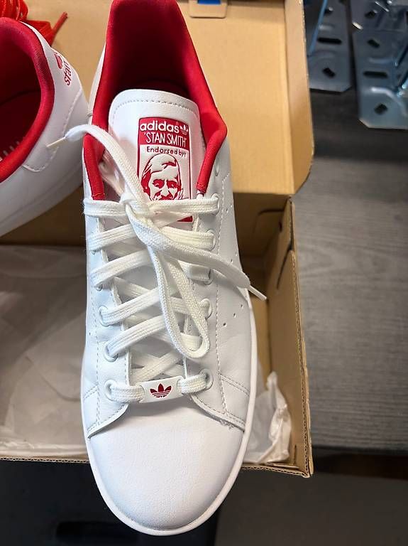 Adidas Scarpe da uomo: Adidas Turnschuhe Stan Smith, 42, neu – Usato da Gümligen venduto da patrick127 1