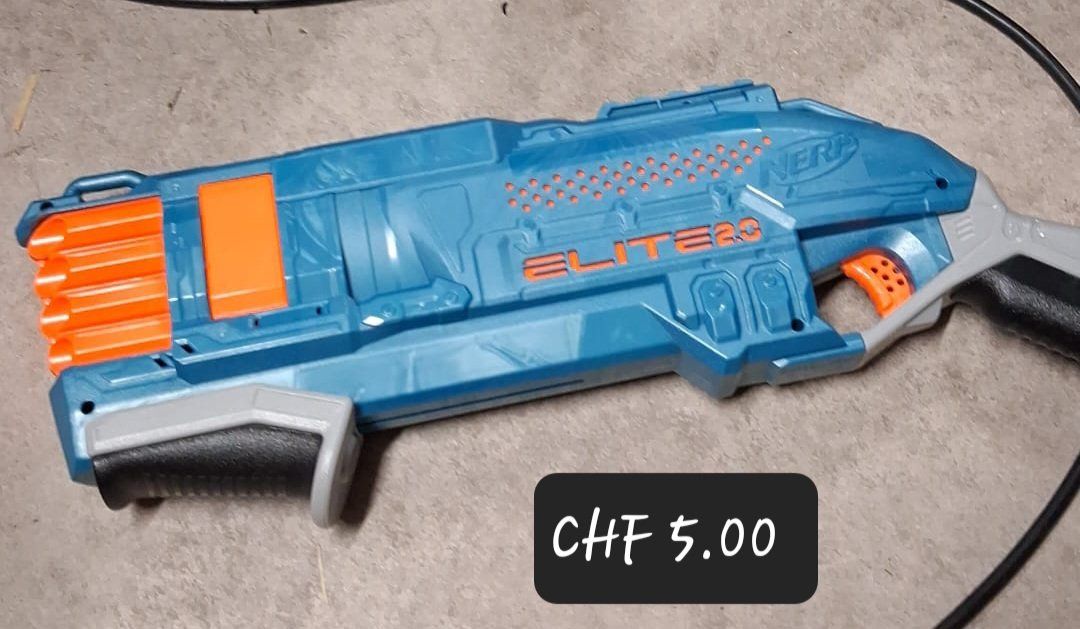 Nerf Jouets: NERF diverse Produkte – D'occasion à Tagelswangen par Heaven2501 3