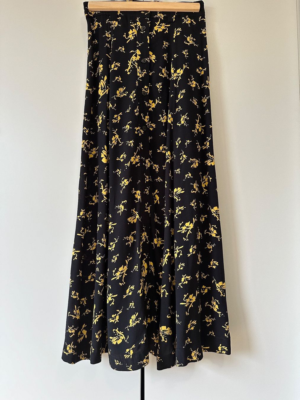 Ganni Röcke: Ganni maxi skirt XS – Gebraucht aus Genève von kam_m6mq 2