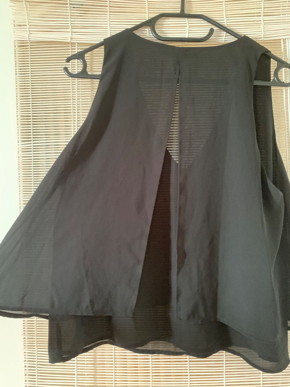 Top: Top noir transparent – Usato da Montreux venduto da iza_peche8 3