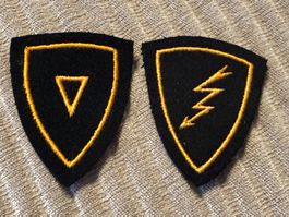 2 Spezialistenabzeichen - Schweizer Armee
