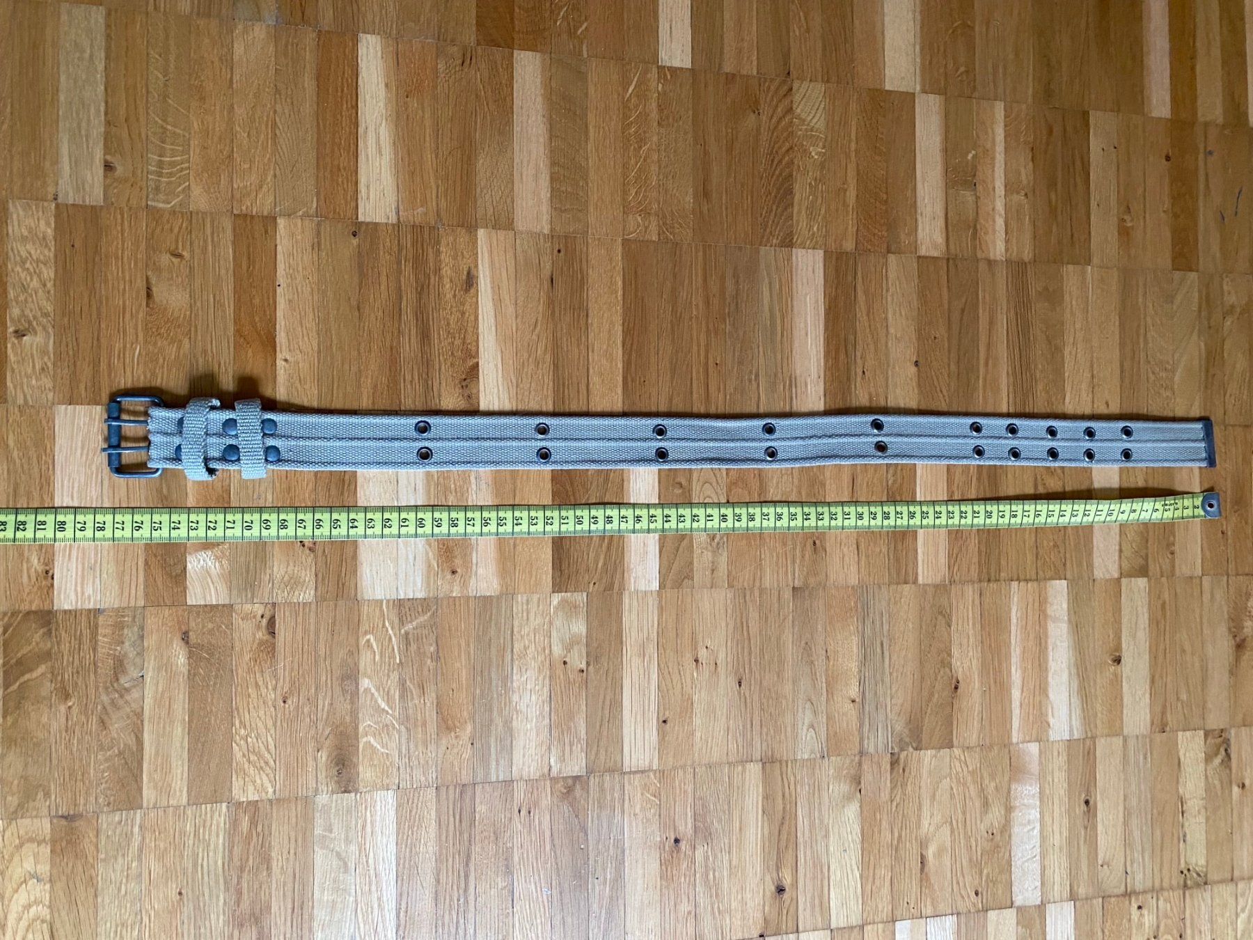 Altro per bambini: Gürtel Kind Beige, Länge 77cm, Breite 3,2cm – Usato da Kastanienbaum venduto da Muenchnerkindl1 1