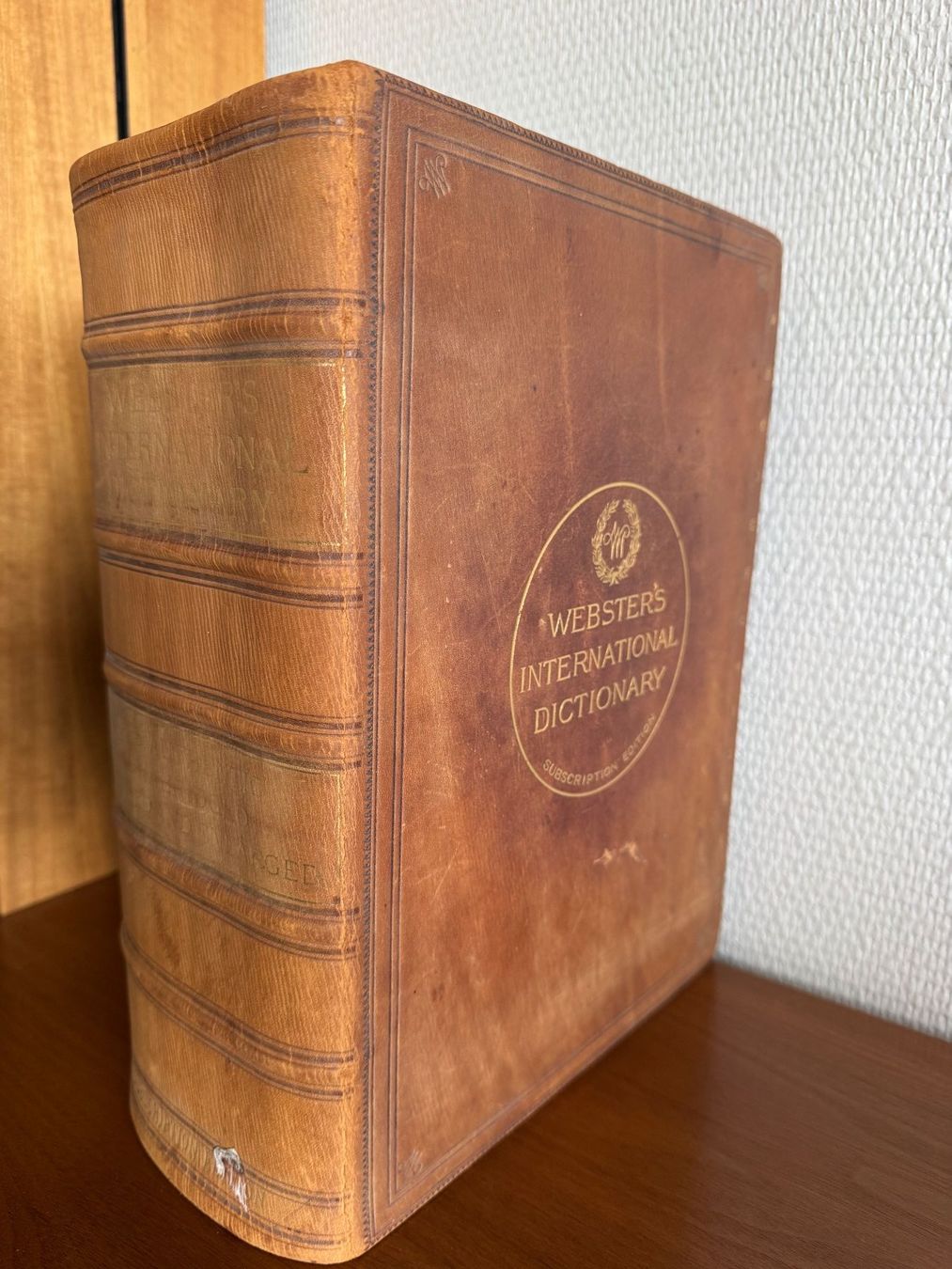 Libri: Antikes Monumental-Buch: Webster's International Dictionary – Usato da Bülach venduto da Sandor 4