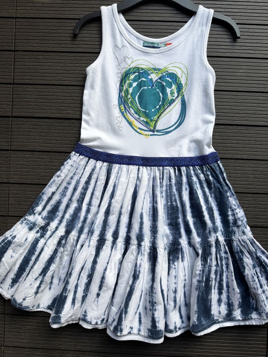 Desigual Vestiti & Gonne: Desigual Kleid Gr. 140, neuwerig! – Nuovo (secondo la descrizione) da Luzern venduto da Feliz 4