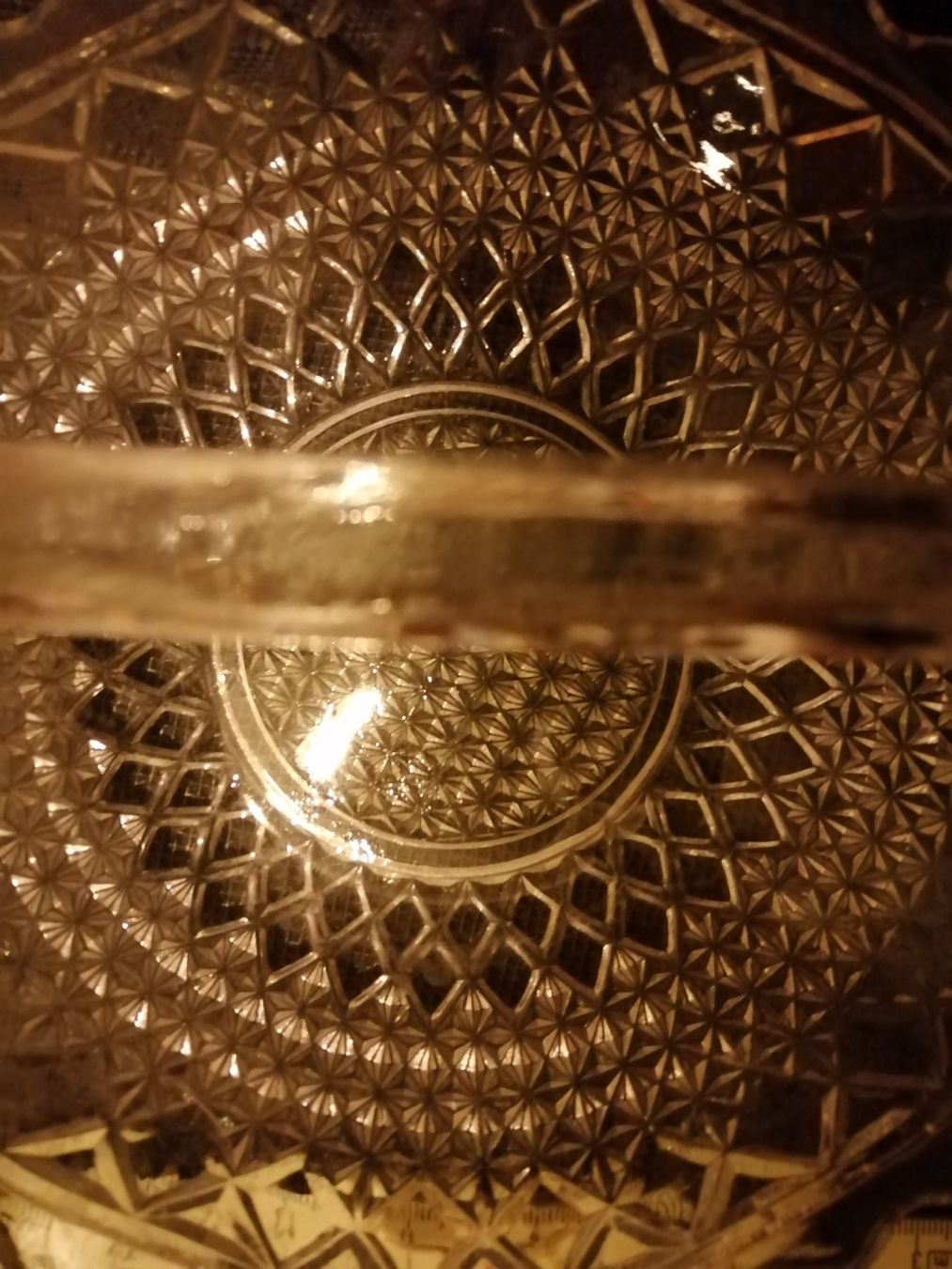 Schalen: Glasschale mit Henkel, antik – Gebraucht aus Ostermundigen von Dinge1 6