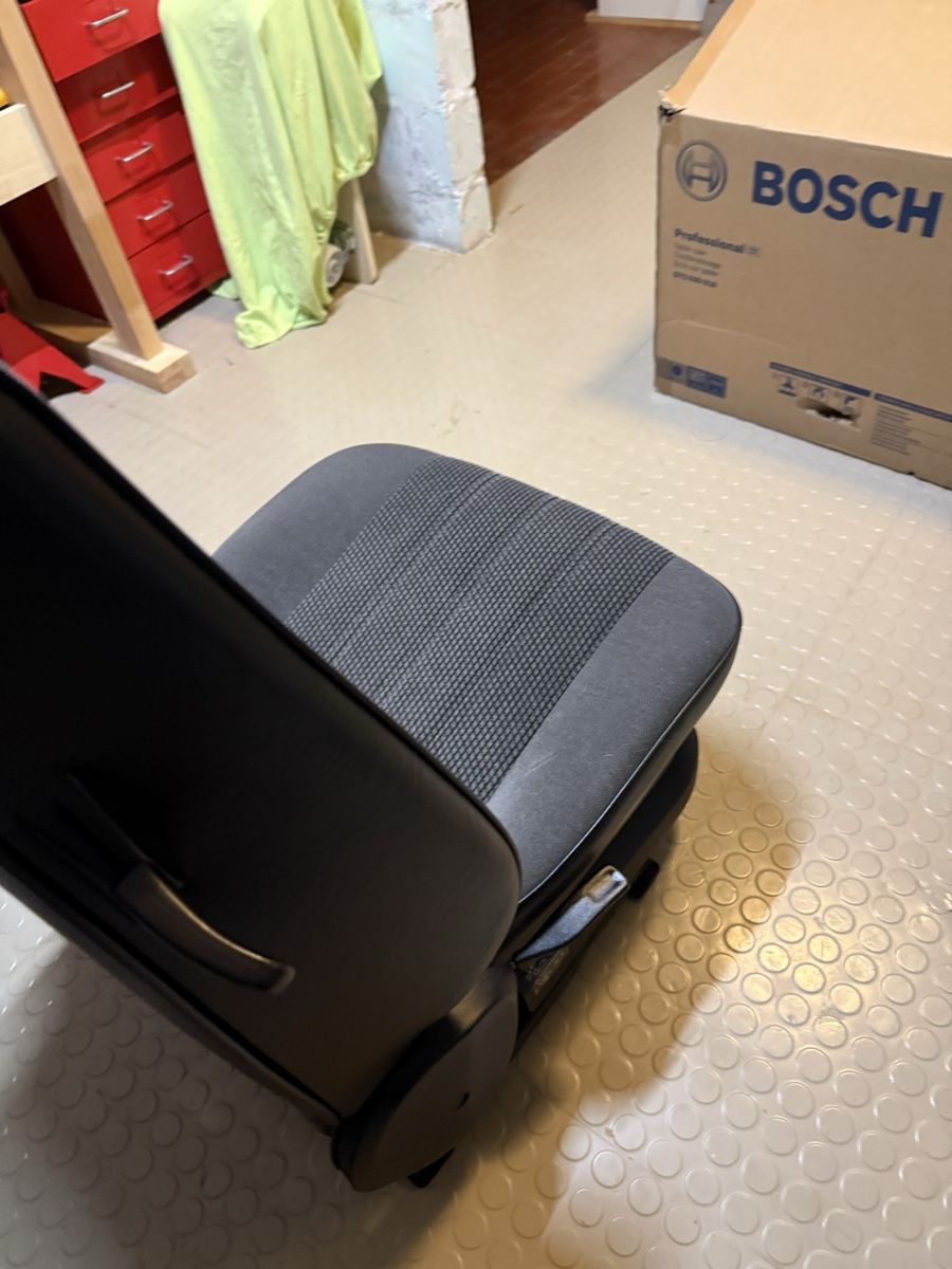BMW Tutti pezzi di ricambio auto: Original Bmw e30 Stoffsitzbezüge – Usato da Lachen SZ venduto da joe_jkx8 5