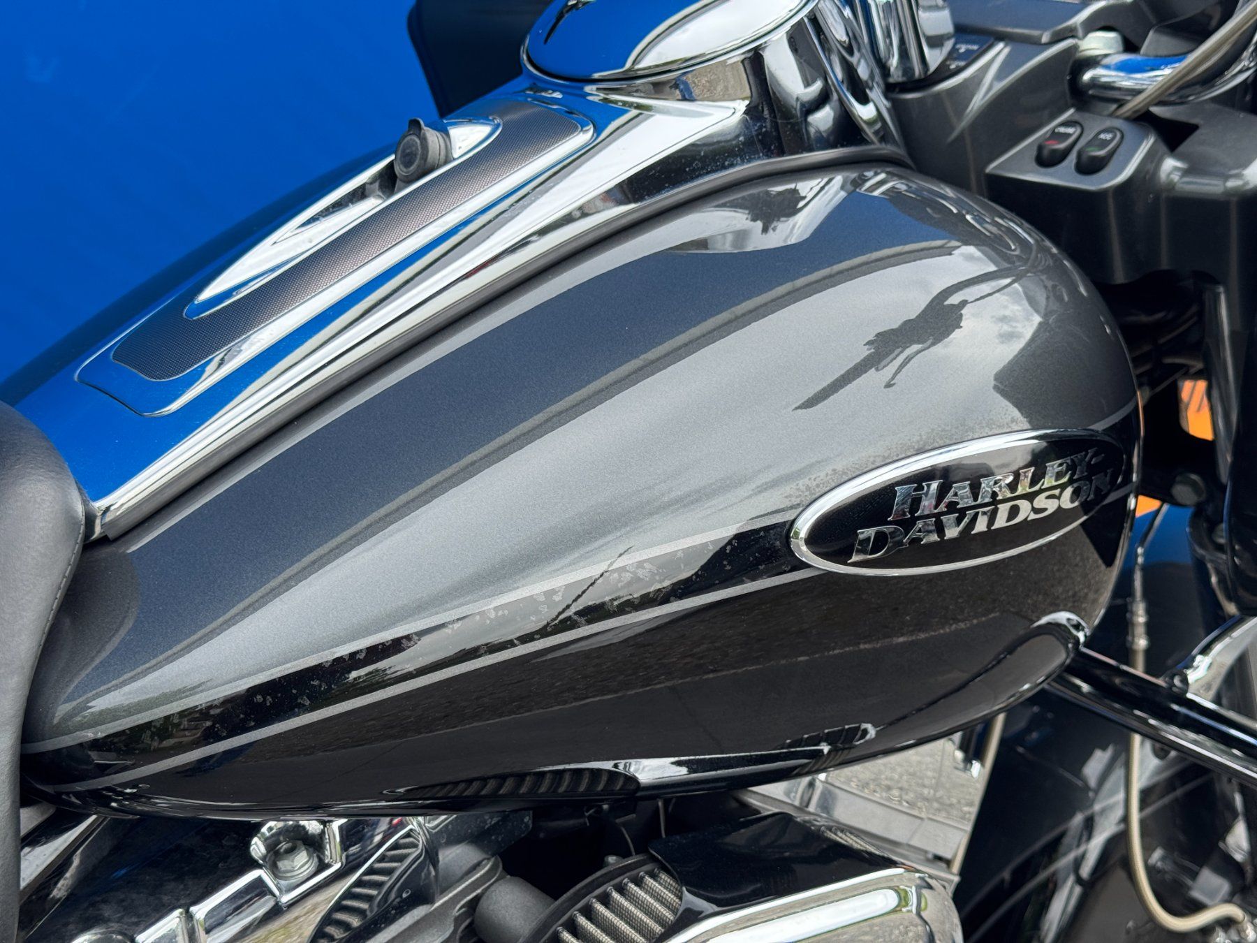 Harley-Davidson Touring: HARLEY-DAVIDSON FLTRXSE Road Glide Custom ABS CVO – Usato da Escholzmatt venduto da Wikinger11 4