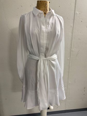 Robe blanche élégante