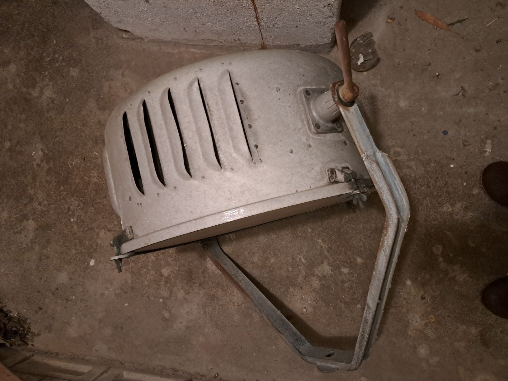 Lampade: BAG Turnplatz Flutlichtlampe – Usato da bad zurzach venduto da jue_5xhl 2