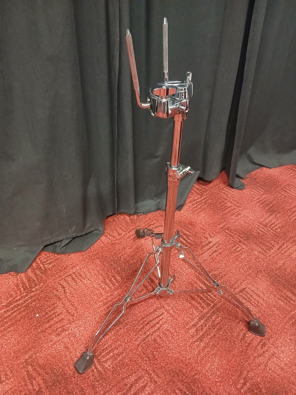 Musikinstrumente: Tama HTW839W Double Tom Stand – Gebraucht aus Birsfelden von nic_6pty 6