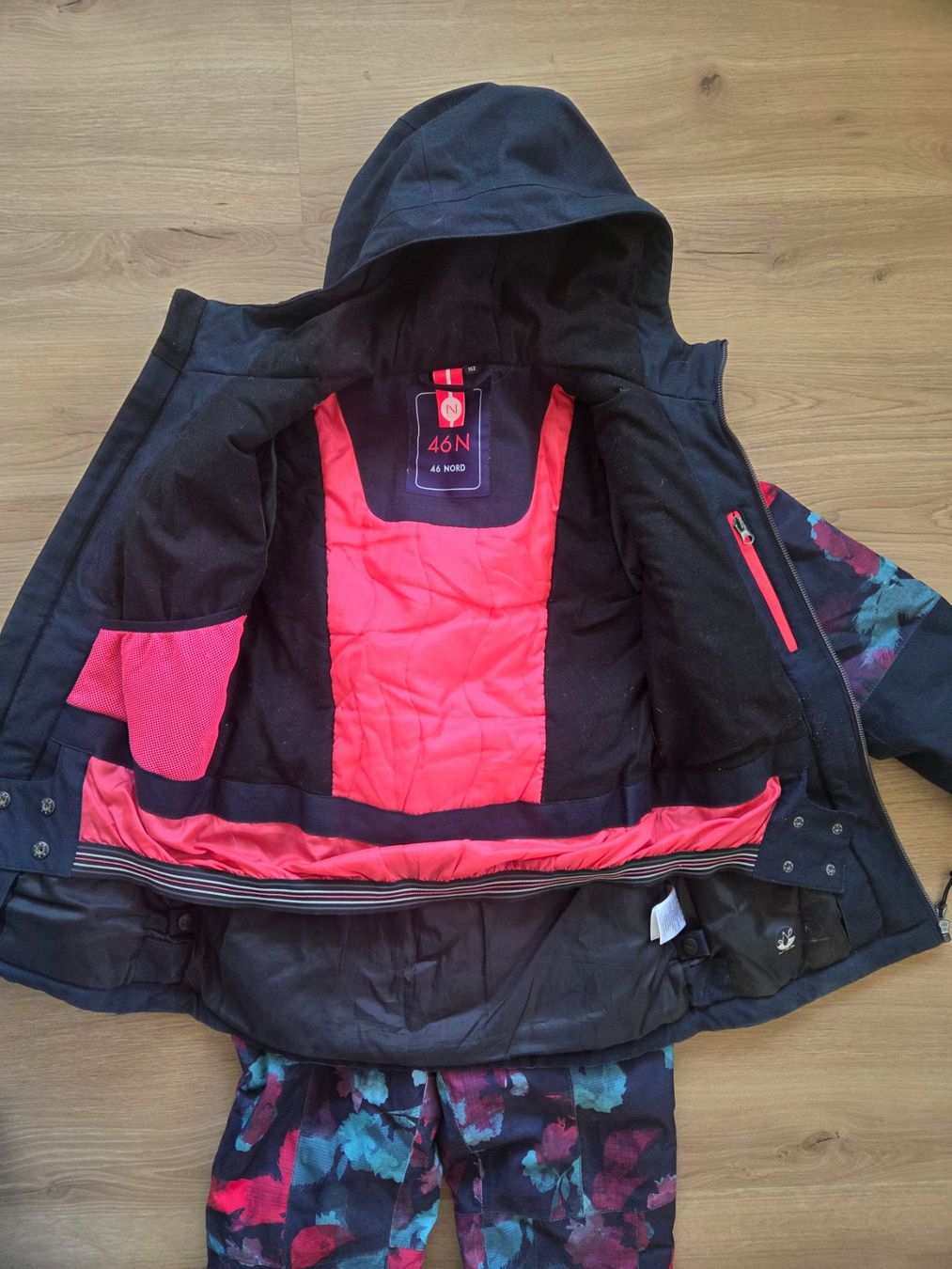 Sci: Skidress Mädchen 152cm – Usato da Melchnau venduto da Tigerkatze7 2