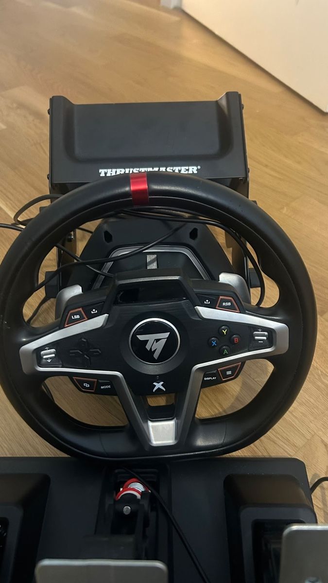 Thrustmaster Controller: Volant thrustmaster T-248 – Usato da Lausanne venduto da van_7pp7 1