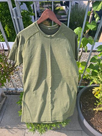 Lululemon Yoga T-shirt M