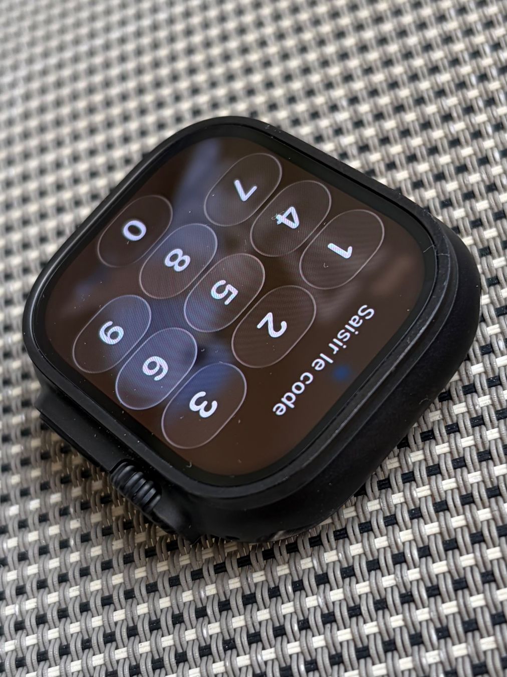 Apple Smartwatch: Lot Apple Watch Ultra 3 avec bracelets – Usato da Bulle venduto da justaphase 2