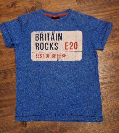 Kinder T-Shirt blau Grösse 110 "Britain Rocks"