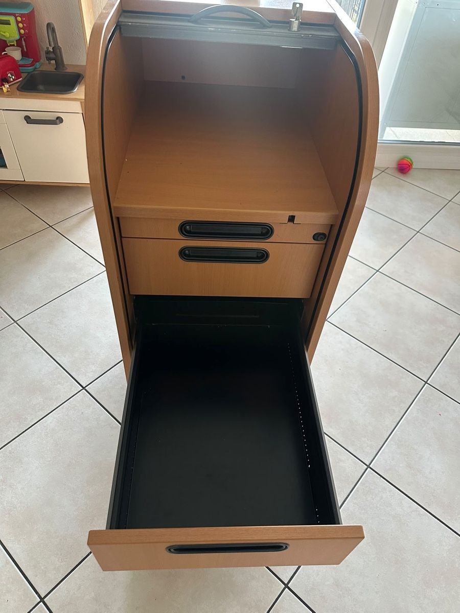 Korpus: Rollcontainer Holz Nachbildung Rollen Schloss Bucheoptik – Gebraucht aus Sisseln AG von kos_7269 3