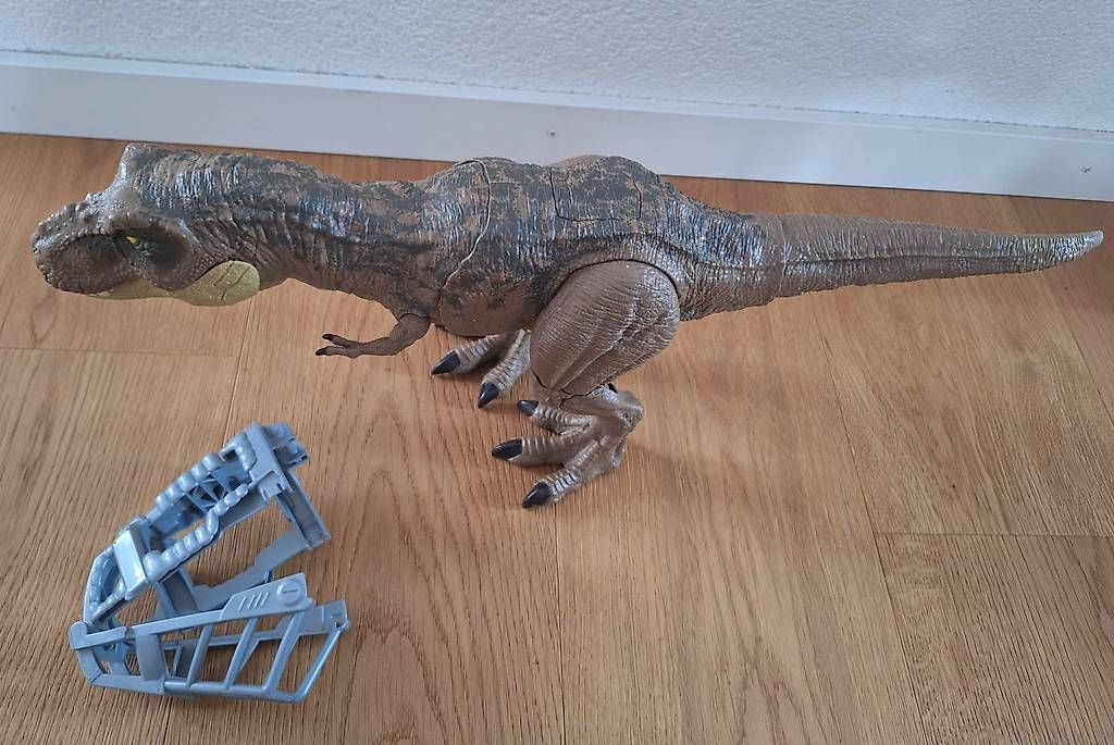 Giocattoli: Elektronisches T-Rex Dino Spielzeug – Usato da Belp venduto da lol_7fcm 4