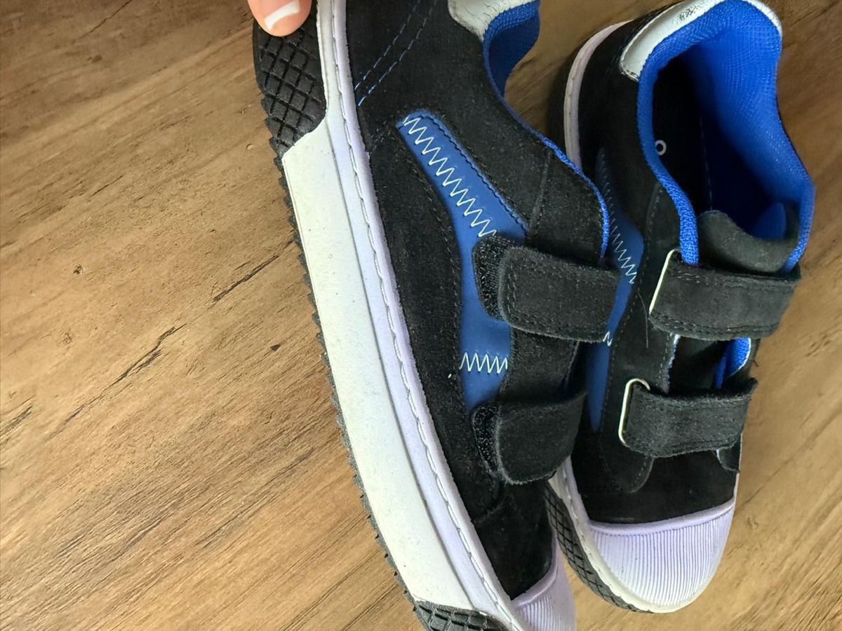 Schuhe für Jungen: Kinder Schuhe – Gebraucht aus Niederurnen von Castash 1