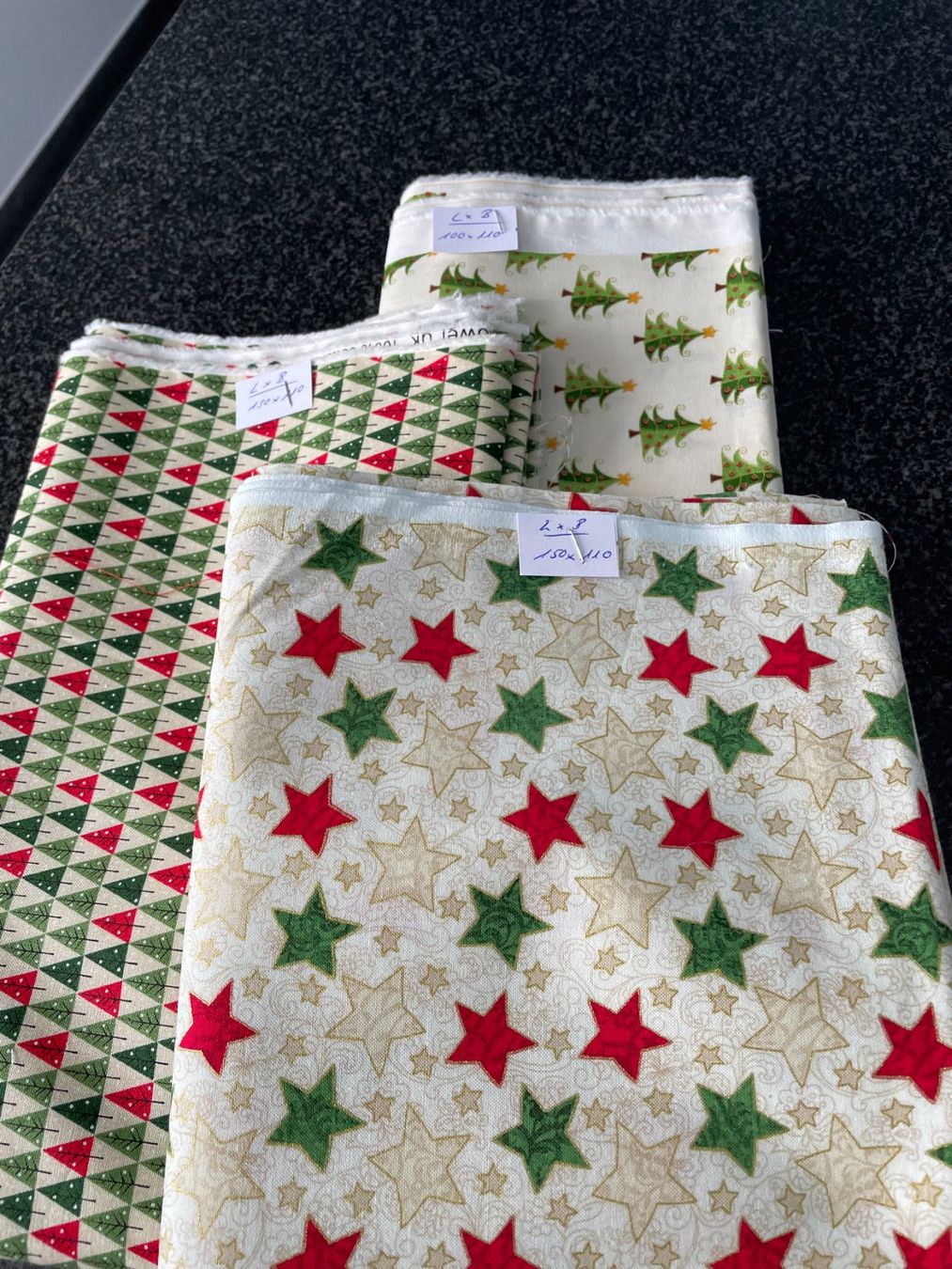 Tessuti: Weihnachtsstoffe Konvolut – Nuovo (secondo la descrizione) da Wil SG venduto da lovely02 1
