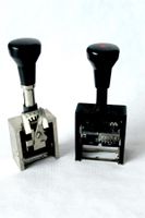 2x klassische Nummern - Stempel
