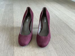 High-heels, Schuhe der Marke CUBE, in saftigem Bordeaux