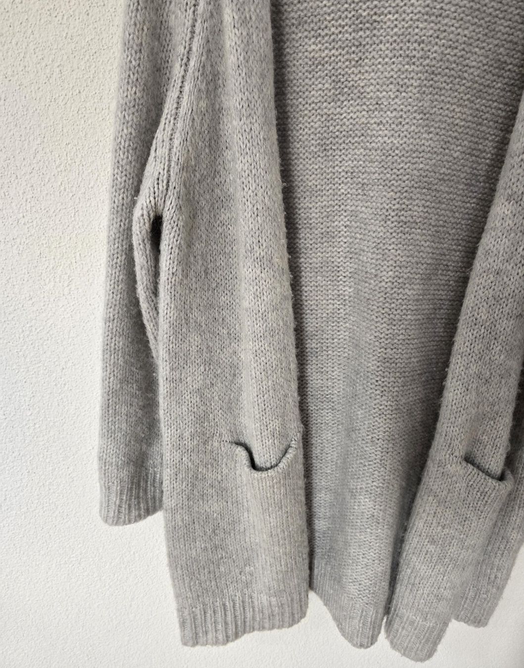 Vero Moda Giacche: Vero Moda Damen Strickjacke Cardigan Grösse M hellgrau – Usato da Oetwil an der Limmat venduto da dhantal 4